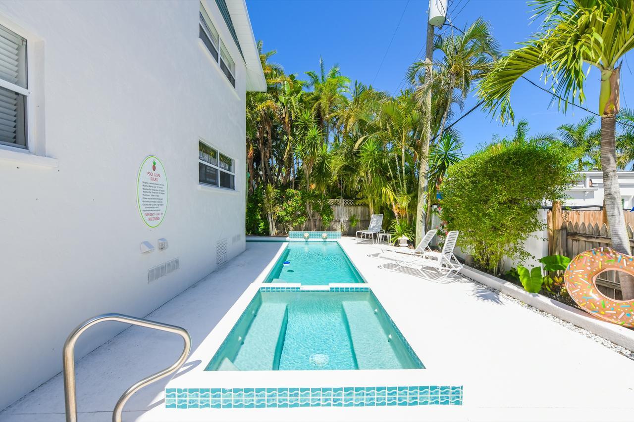 Ljs Cottages On Siesta Key By Beachside Management Eksteriør billede